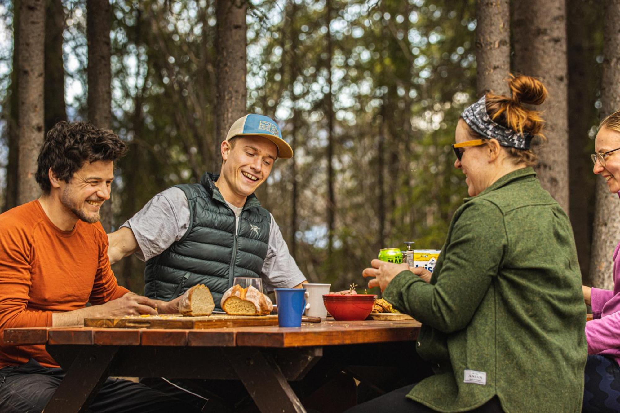 Little Atlin Lodge Tagish ภายนอก รูปภาพ