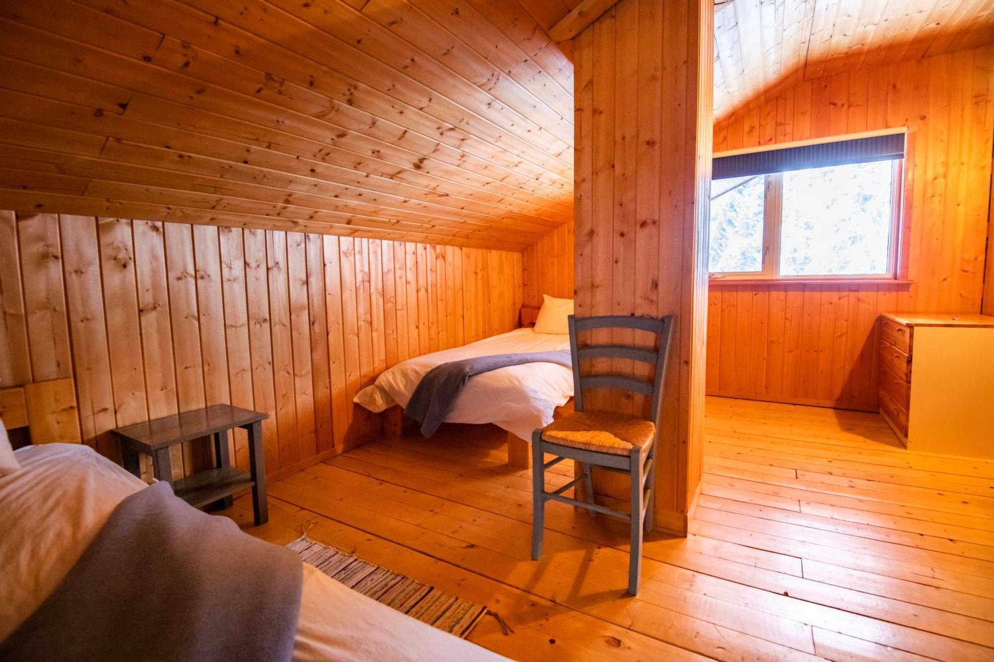 Little Atlin Lodge Tagish ภายนอก รูปภาพ