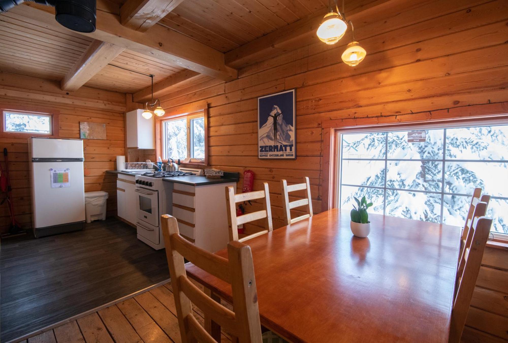 Little Atlin Lodge Tagish ภายนอก รูปภาพ